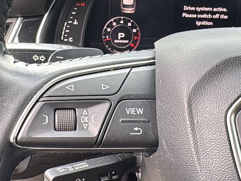 Used 2018 Audi Q7 3.0T Prestige w/ Prestige Package AWD/4WD image 24