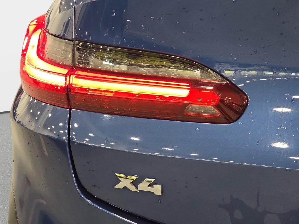 Certified 2023 BMW X4 M40i AWD/4WD image 27