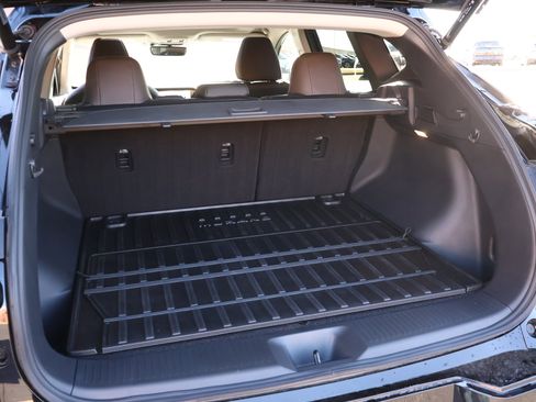 Used 2025 Nissan Murano Platinum w/ Cargo Package image 27