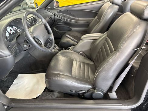 Used 1999 Ford Mustang Cobra RWD image 38