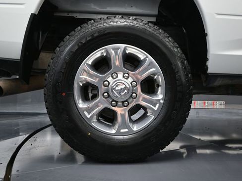 Used 2024 RAM 2500 Big Horn image 17