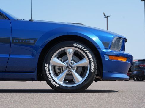Used 2007 Ford Mustang GT Premium RWD image 11