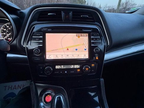 Used 2022 Nissan Maxima SV w/ Floor Mat Group image 14