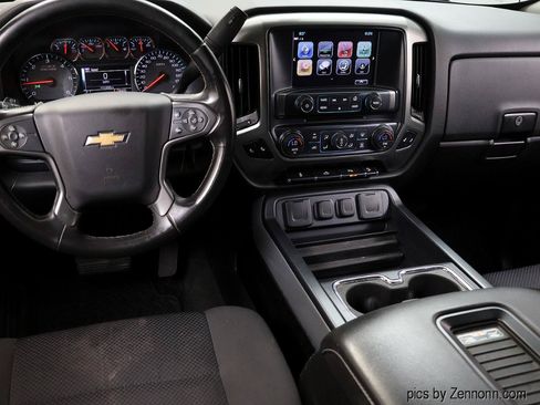 Used 2017 Chevrolet Silverado 1500 LT w/ Midnight Edition AWD/4WD image 16
