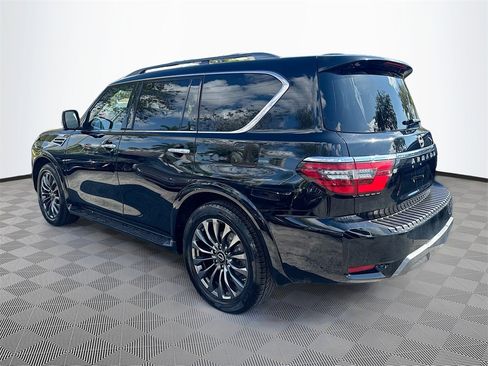 Used 2023 Nissan Armada Platinum w/ Captain's Chairs Package image 8