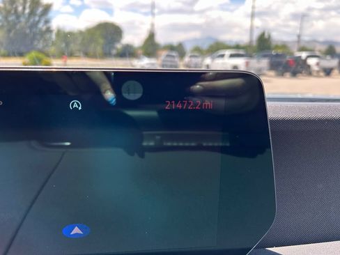 Used 2025 Ford Expedition Tremor AWD/4WD image 17