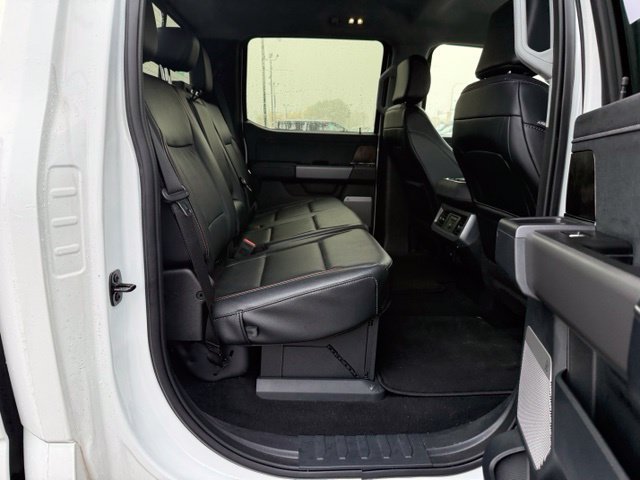 Used 2024 Ford F350 Lariat w/ Black Appearance Package AWD/4WD image 13
