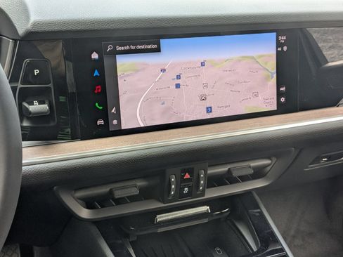 Certified 2026 Porsche Cayenne AWD/4WD image 20
