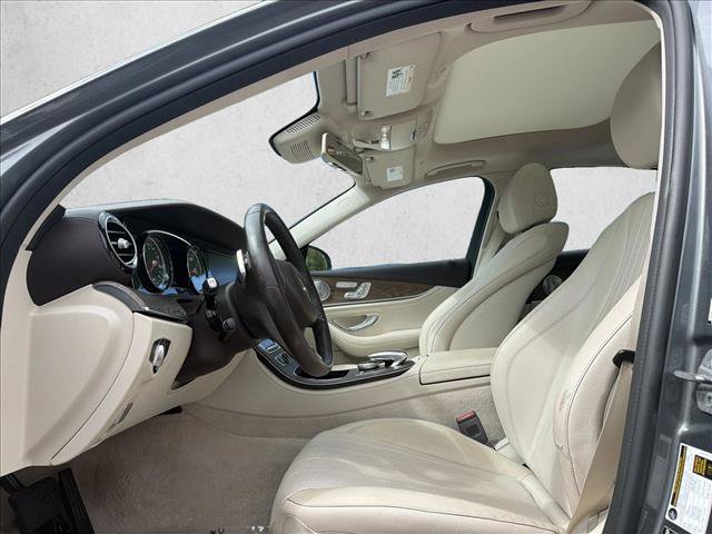 Used 2018 Mercedes-Benz E 300 4MATIC image 11