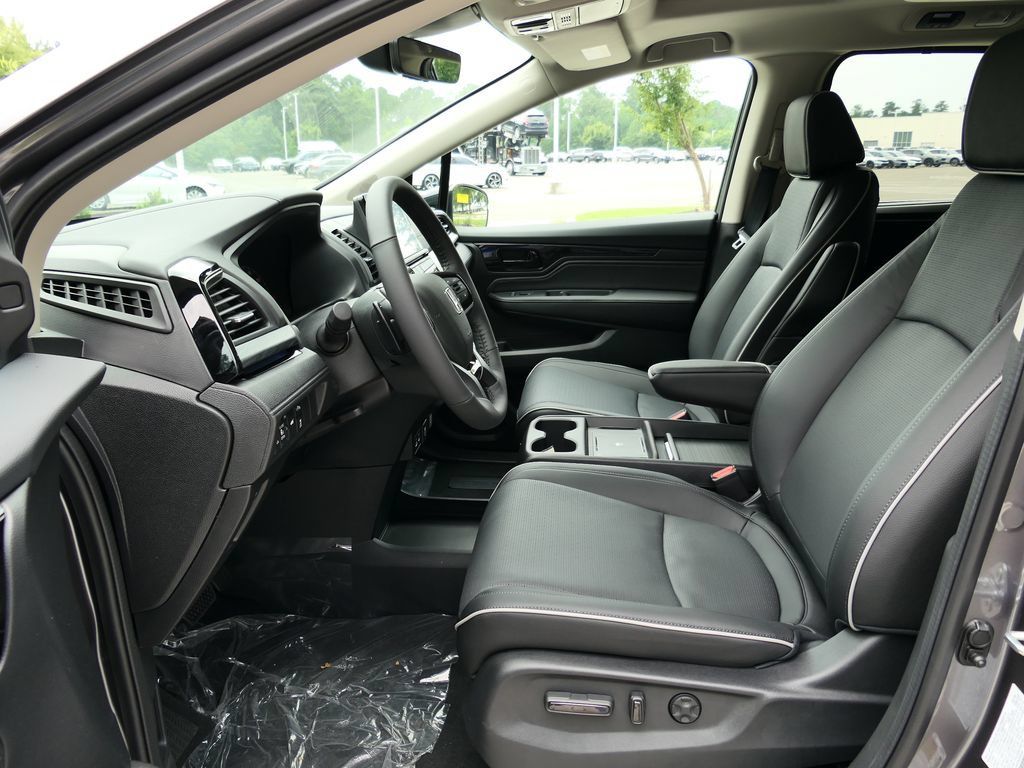 New 2026 Honda Odyssey Elite image 12