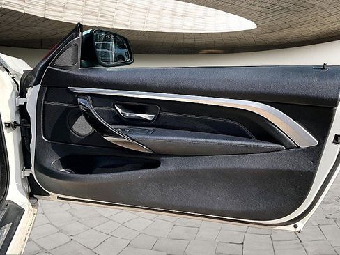 Used 2018 BMW 430i Convertible RWD image 16