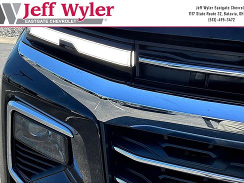 New 2026 Chevrolet Traverse LT w/ Driver Confidence Package FWD image 8
