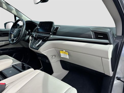 Certified 2025 Honda Odyssey EX-L image 34