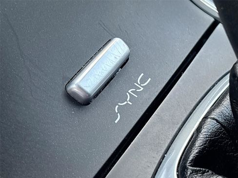 Used 2016 Ford Edge Titanium w/ Equipment Group 302A image 20