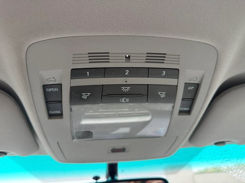 Used 2011 Lexus RX 350 AWD w/ Premium Pkg image 23