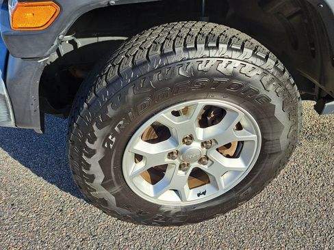 Used 2021 Jeep Wrangler Unlimited Islander image 35