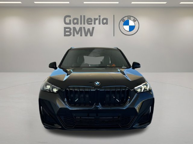 Certified 2026 BMW X1 xDrive28i w/ Technology Package AWD/4WD image 3