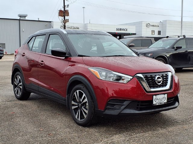 Used 2019 Nissan Kicks SV FWD image 4
