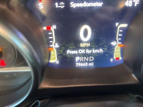 Used 2020 Jeep Wrangler Unlimited Sahara image 21