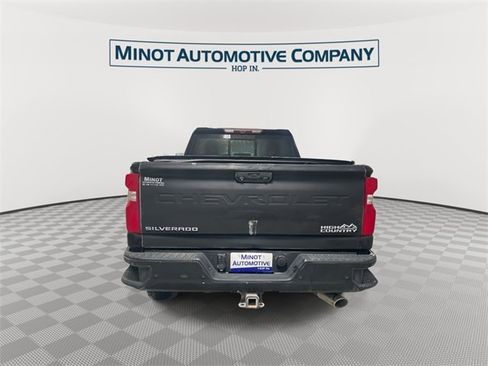Used 2020 Chevrolet Silverado 2500 High Country w/ LPO, Dark Essentials Package image 7