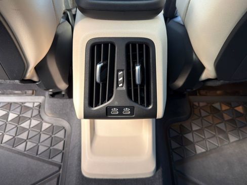 Certified 2023 BMW X1 xDrive28i w/ Convenience Package image 16