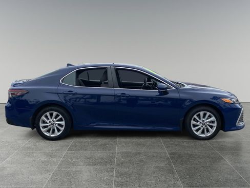 Used 2023 Toyota Camry LE w/ Convenience Package FWD image 6