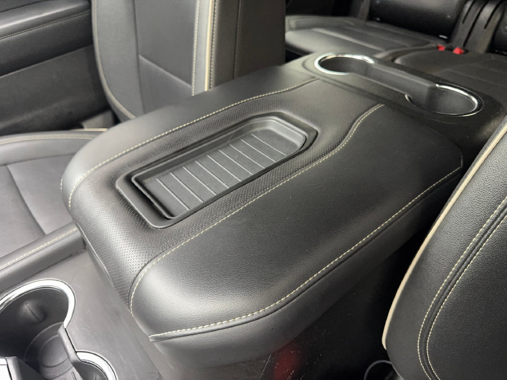 Used 2024 GMC Yukon SLT RWD image 79