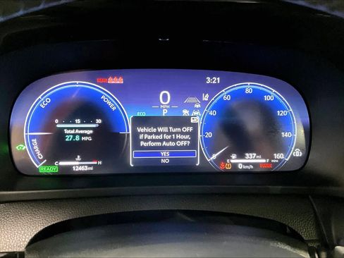 Used 2023 Toyota Crown Platinum image 25