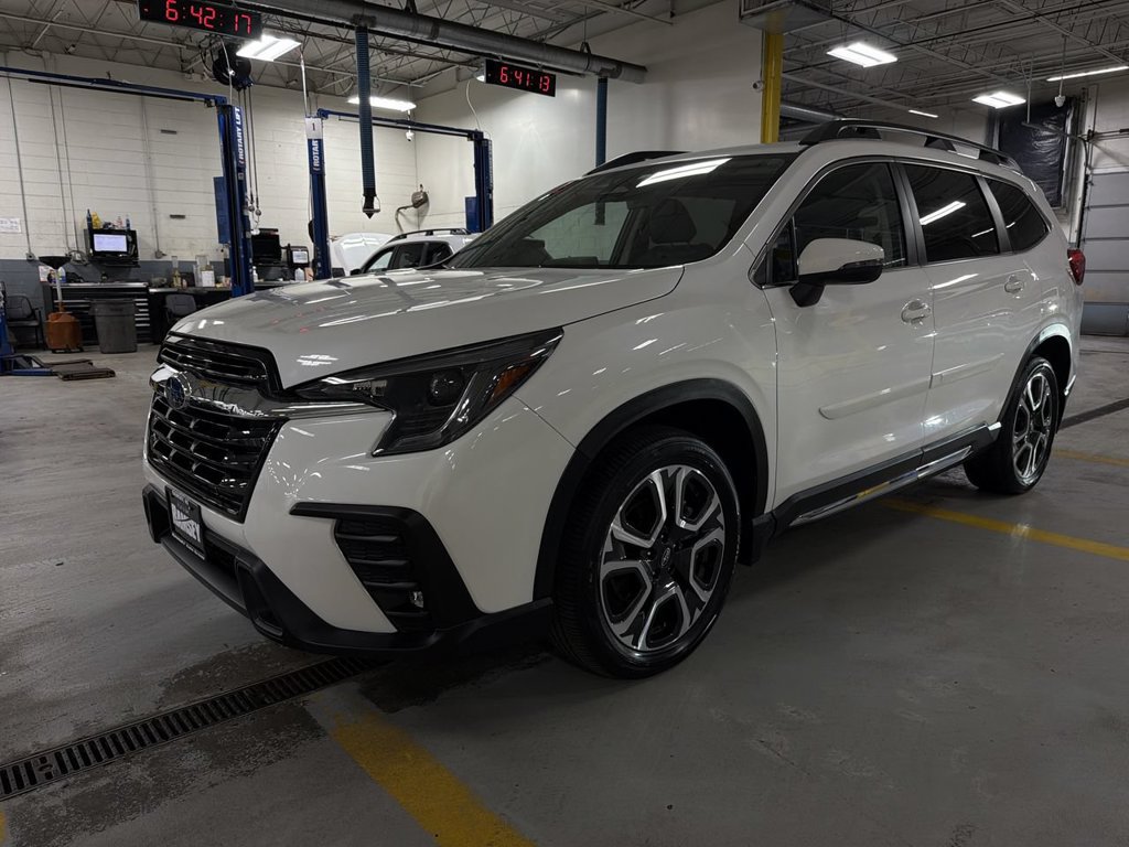 Used 2023 Subaru Ascent Limited AWD/4WD image 4