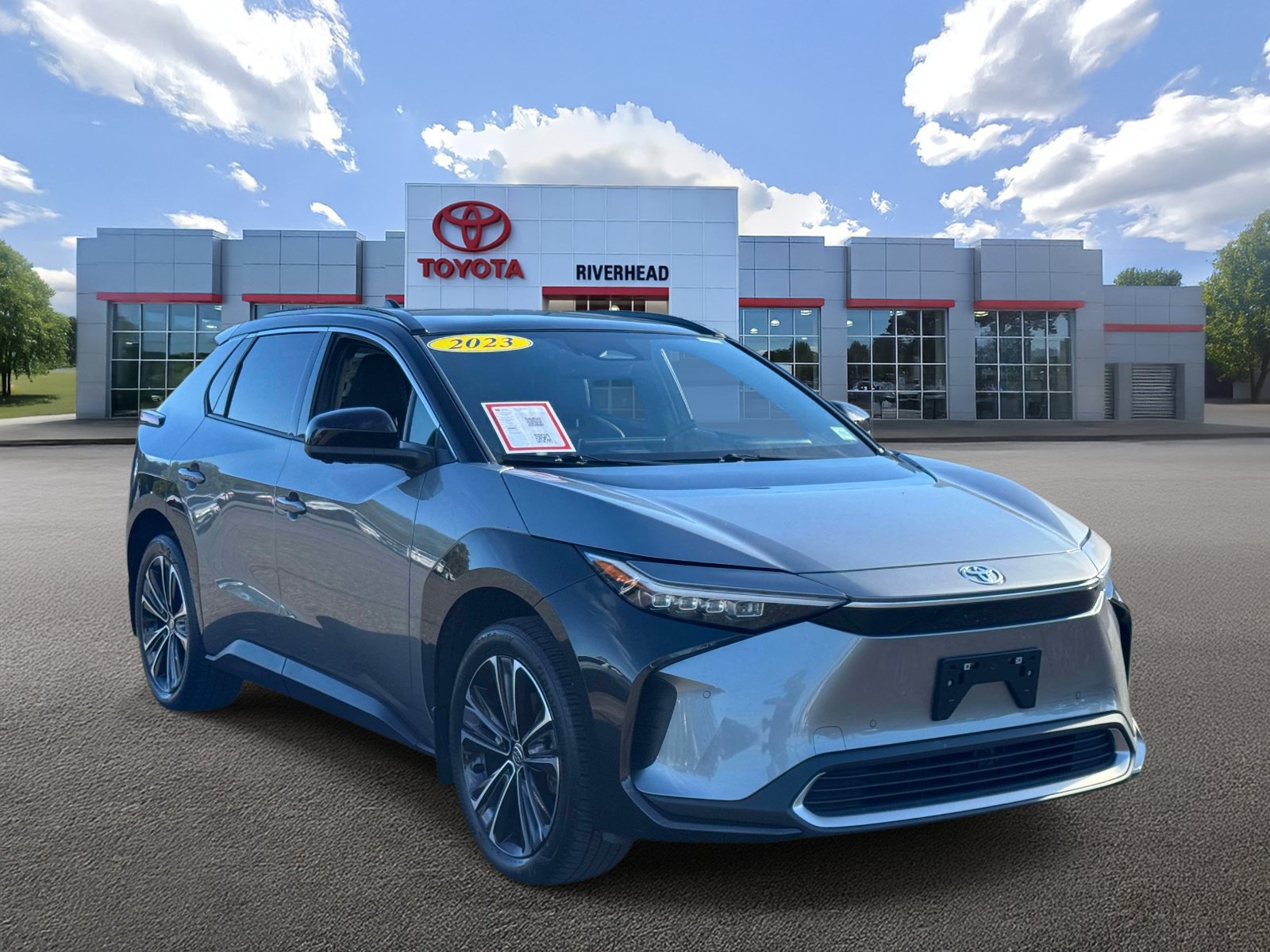 Certified 2023 Toyota bZ4X AWD w/ Weather Package image 2