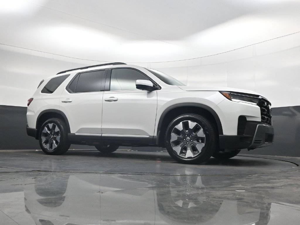 Used 2026 Honda Pilot Touring image 26