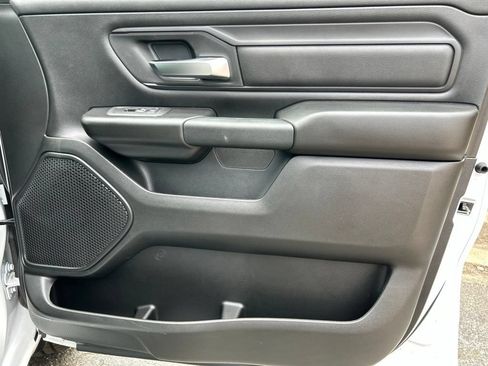 Used 2026 RAM 1500 Express AWD/4WD image 28