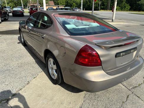 Used 2006 Pontiac Grand Prix w/ Preferred Package FWD image 7