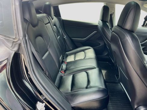 Used 2019 Tesla Model 3 Standard Range Plus RWD image 28