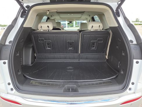 Used 2023 Buick Enclave Premium w/ Experience Buick Package AWD/4WD image 22