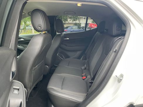 Used 2025 Buick Encore GX Preferred image 23