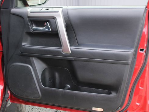 Used 2024 Toyota 4Runner SR5 image 37