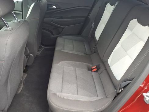 Certified 2025 Chevrolet Trax RS w/ Driver Confidence Package FWD image 12