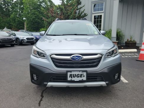 Used 2021 Subaru Outback Limited AWD/4WD image 9
