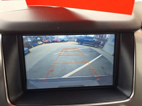 Used 2017 Chevrolet Suburban Premier image 39