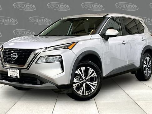 Used 2023 Nissan Rogue SV AWD/4WD image 3