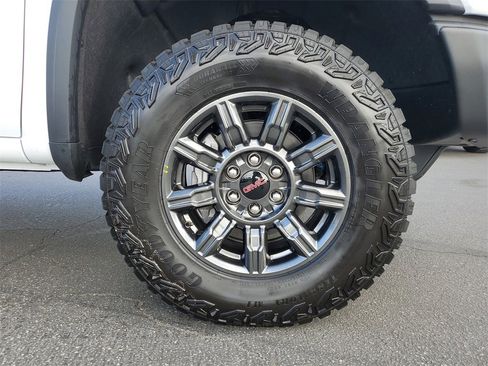 New 2026 GMC Sierra 1500 AT4X image 5