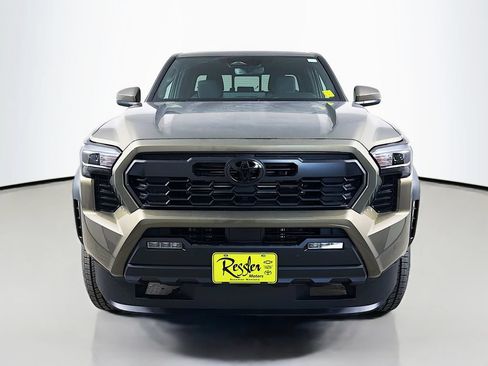 New 2026 Toyota Tacoma TRD Off-Road AWD/4WD image 2