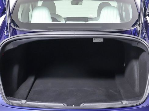 Used 2018 Tesla Model 3 Mid Range image 15