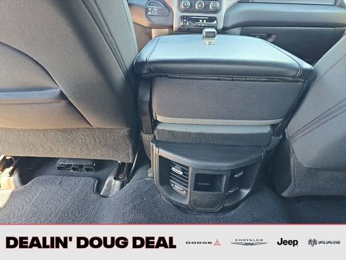 Used 2024 RAM 2500 Big Horn AWD/4WD image 25