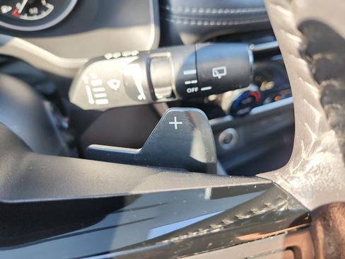 Used 2023 Nissan Rogue SL FWD image 23