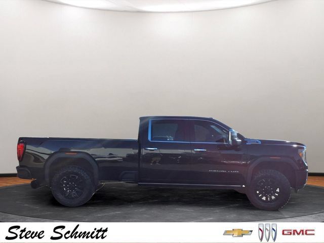 Used 2022 GMC Sierra 3500 Denali w/ Denali Black Diamond Edition AWD/4WD image 25