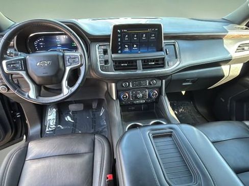 Used 2023 Chevrolet Tahoe Z71 w/ Luxury Package image 16