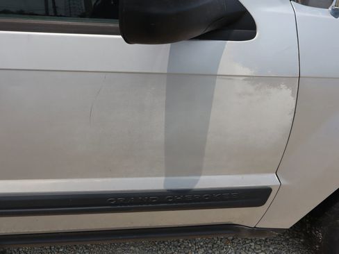 Used 2005 Jeep Grand Cherokee Laredo image 26