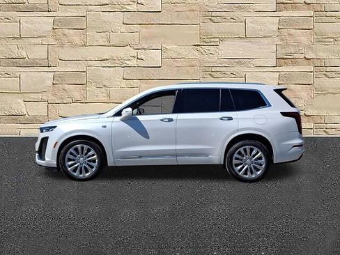 Certified 2025 Cadillac XT6 Premium Luxury w/ Technology Package image 2